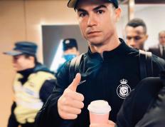 极速电竞-包含C罗迎来三赛季高光表现，日本队球迷沸腾！的词条