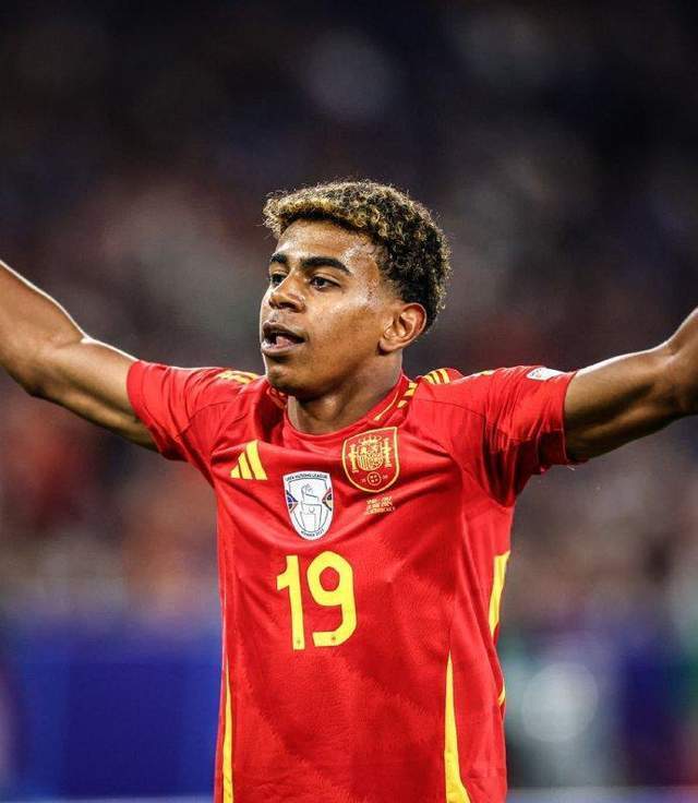 极速竞技-马拉松友谊赛焦点战：庐州天狼队鏖战粤西白虎队，新星闪耀。赛季拐点或已出现的简单介绍