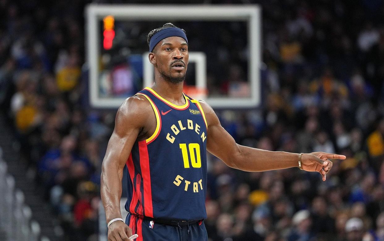 极速电竞- MAD引发争议！，巴特勒官方宣布重返赛场新规观众掌声雷动