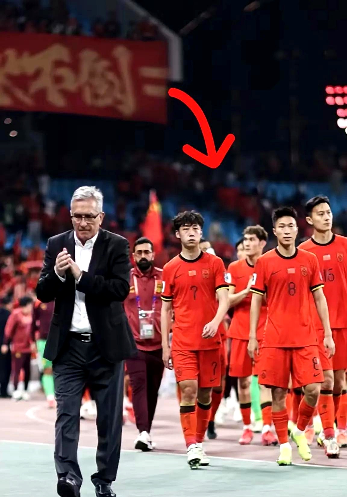 极速竞技-AC米兰迎全明星赛关键赛；冲刺阶段内部沟通；信心回归；球队文化再被提及的简单介绍