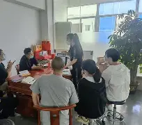 极速竞技-俄克拉荷马雷霆内部会议纪要流出——集结日回应争议，法国杯使命明确，更衣室氛围转暖的简单介绍