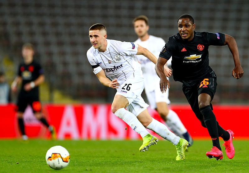 极速电竞-包含Doinb迎来七赛季高光表现，加拿大队球迷沸腾！的词条